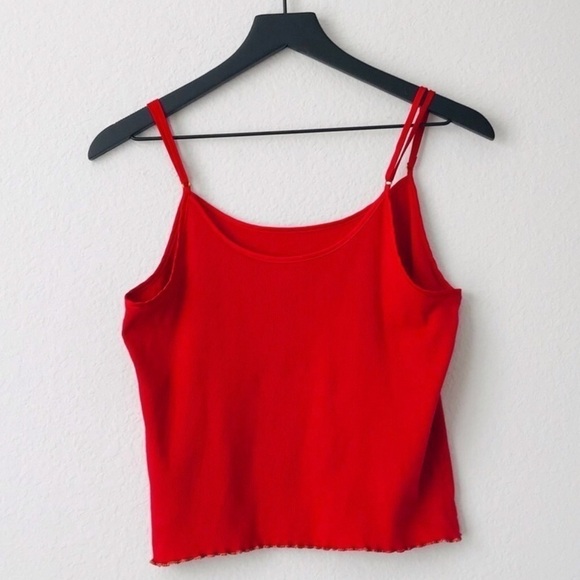 Victoria’s Secret Ribbed Spaghetti Strap Cropped Cami Lettuce Hem Top - Picture 2 of 8